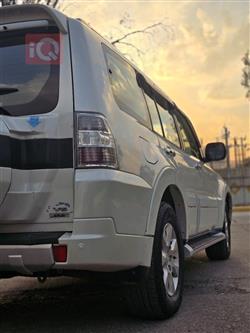 ميتسوبيشي باجيرو